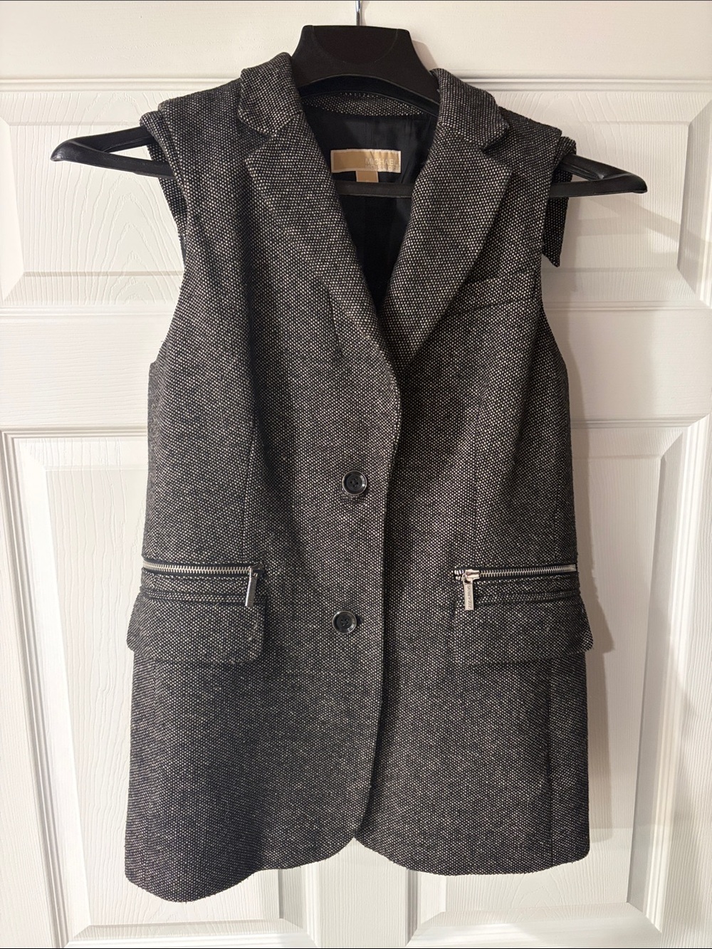 MICHAEL Michael Kors Dark Gray Sleeveless Notch-Lapel Vest